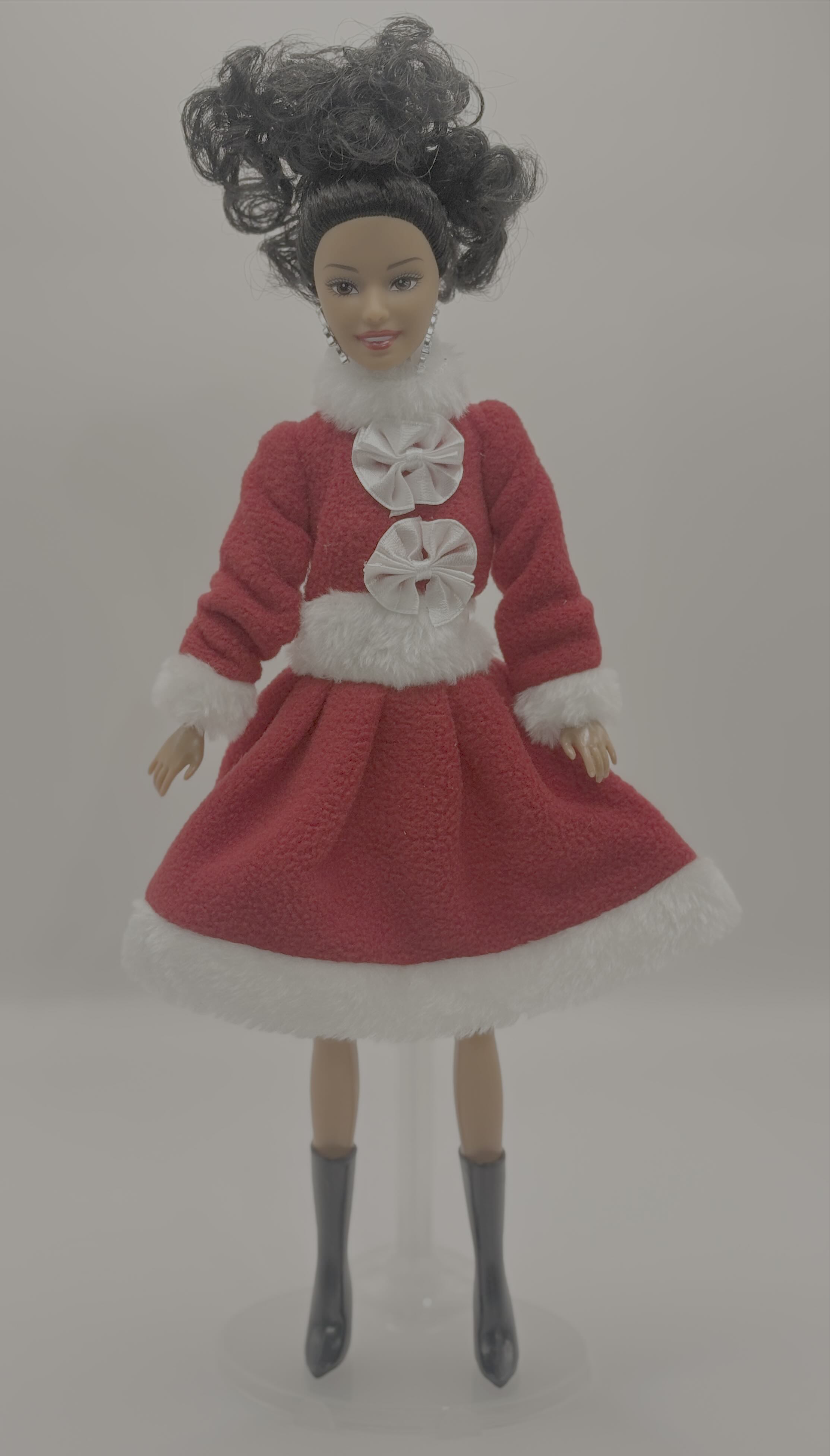 Curls Poppin' Doll: Victoria